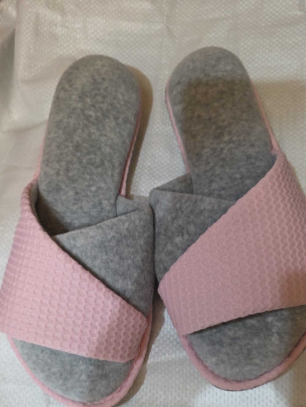 B1 Cozy Pink and Gray Women's Cross-Band Slide Slippers